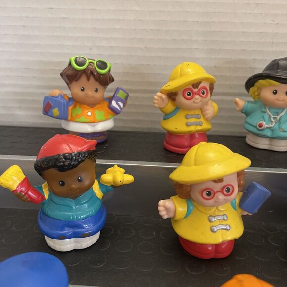 Vintage Fisher Price Little People Early 2000's Mixed Figures Lot Of 11 - Picture 7 of 13